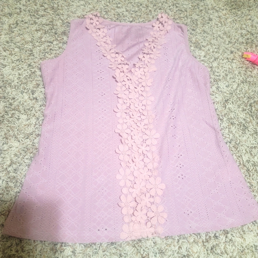 M Lavender Knit Sleeveless Top with Floral Detail